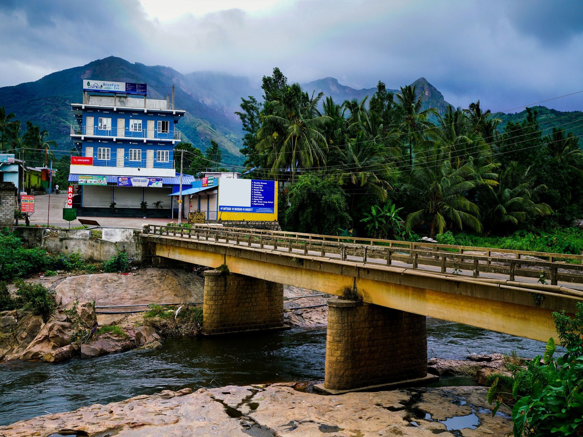 Oyo Preferred 15647 River View Inn Munnar Exterior foto